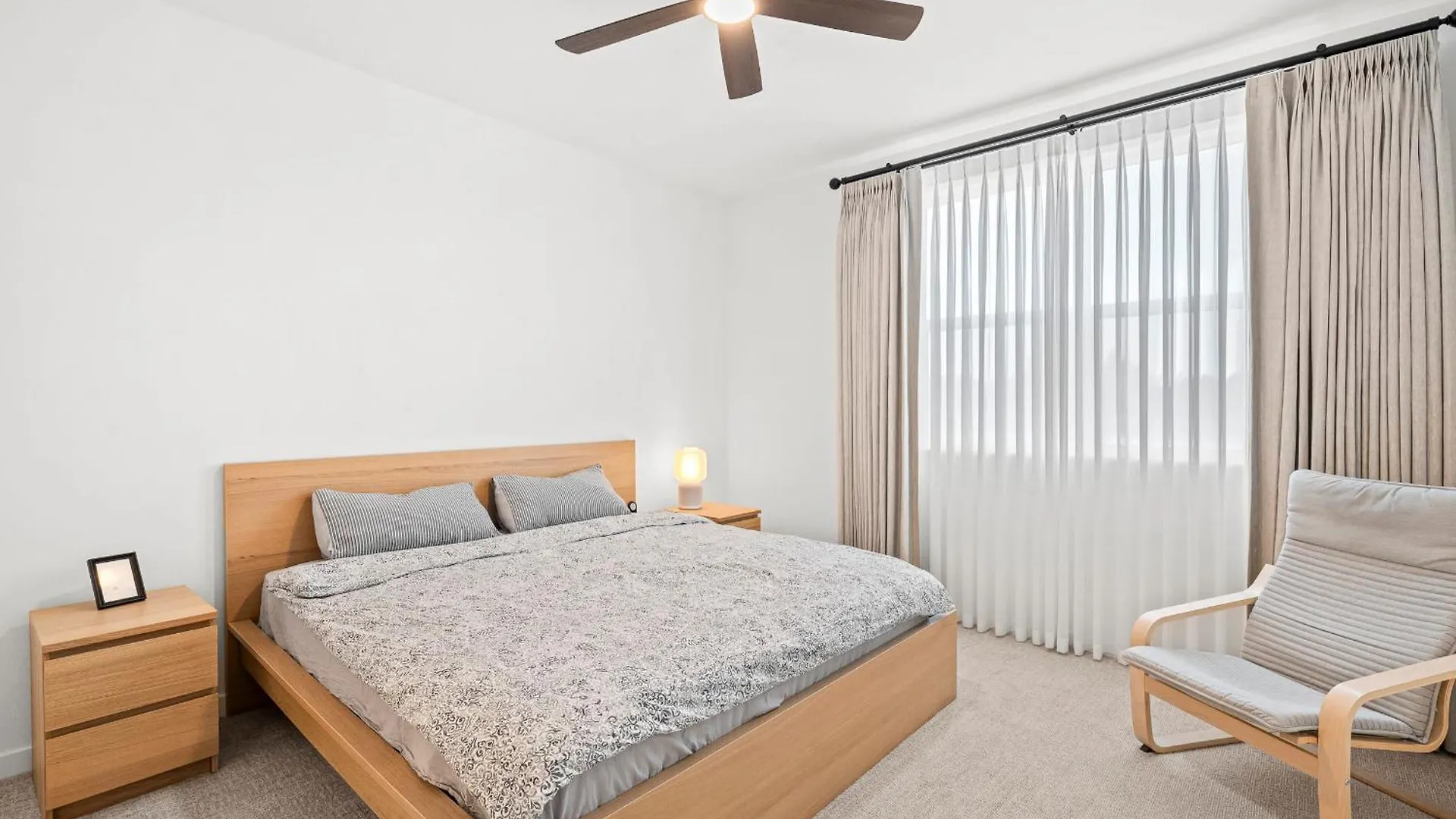 Holiday home Luxurious Ontario Townhouse Ideal Family